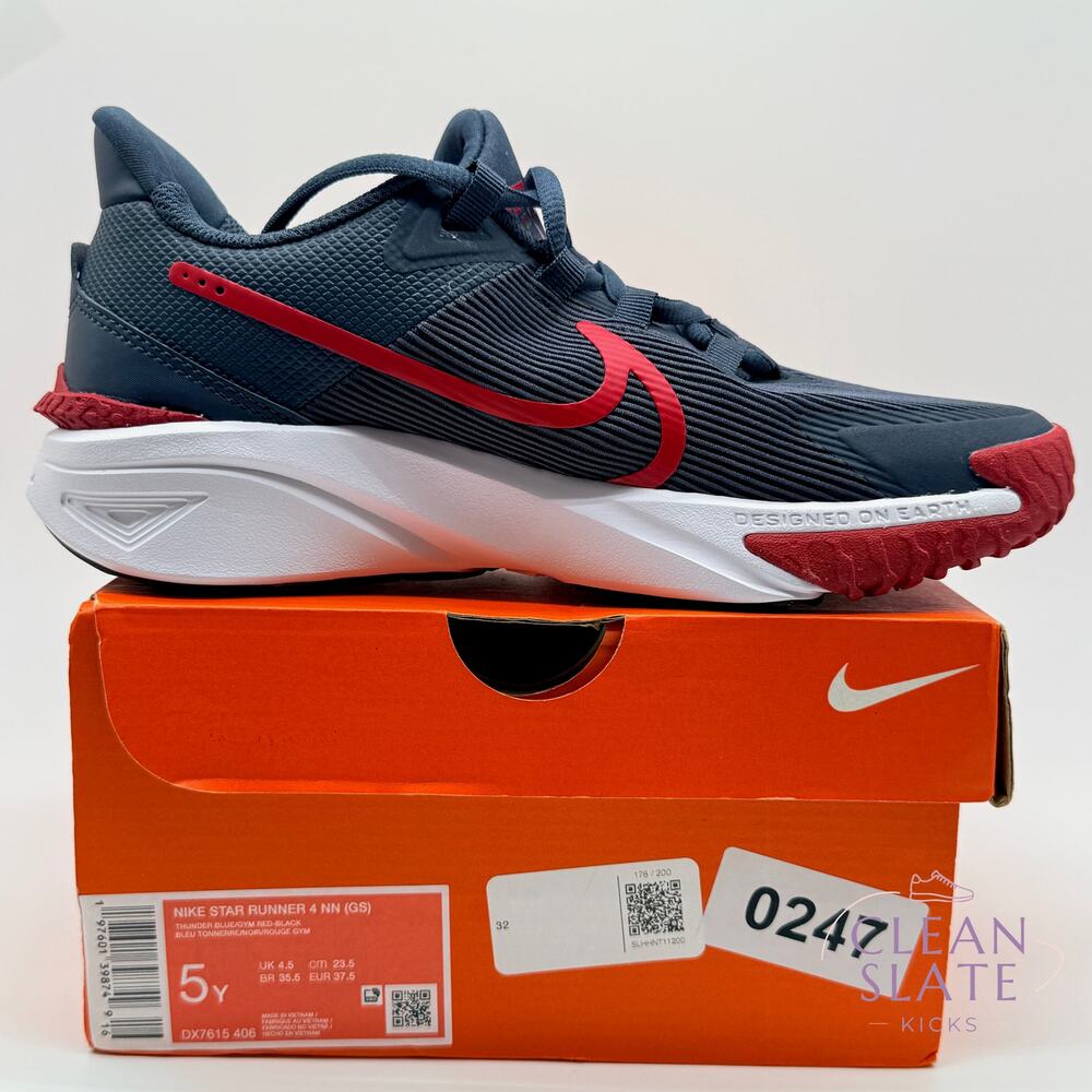 Nike · Star Runner 4 NN · Thunder Blue/Gym Red · Kids 5Y NIB